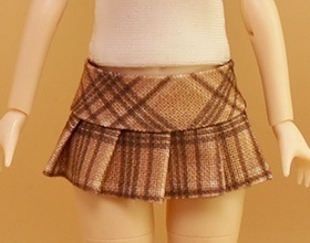 チェック柄ミニスカート