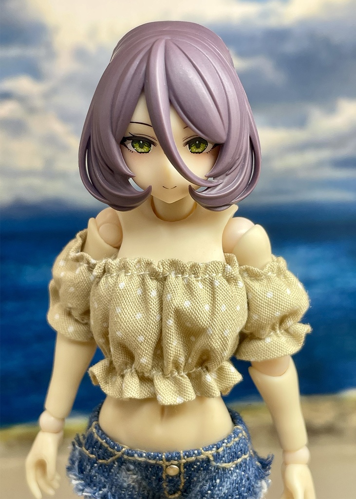 水玉のパフスリーブオフショルダー