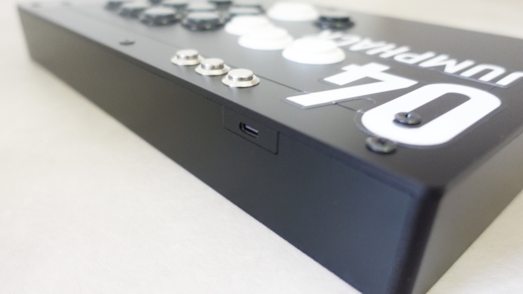 JumpHack04Pro スト6向けレバーレスコントローラー PC/Switch対応