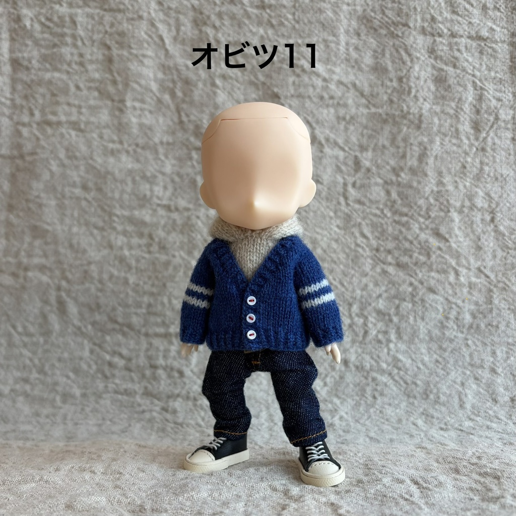 【ライン入りVネックカーディガン】　ねんどろいどどーる　オビツ11 推しカラー