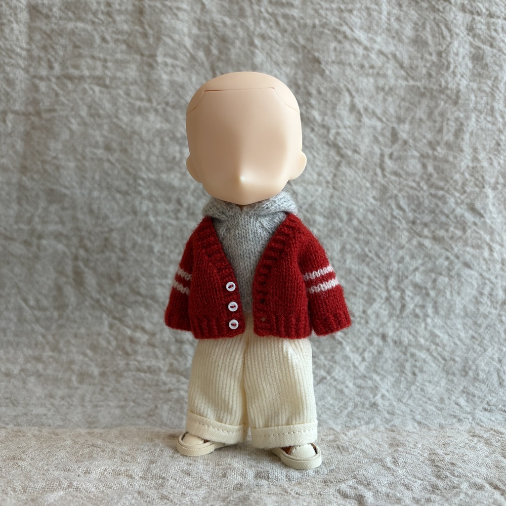 【ライン入りVネックカーディガン】　ねんどろいどどーる　オビツ11 推しカラー