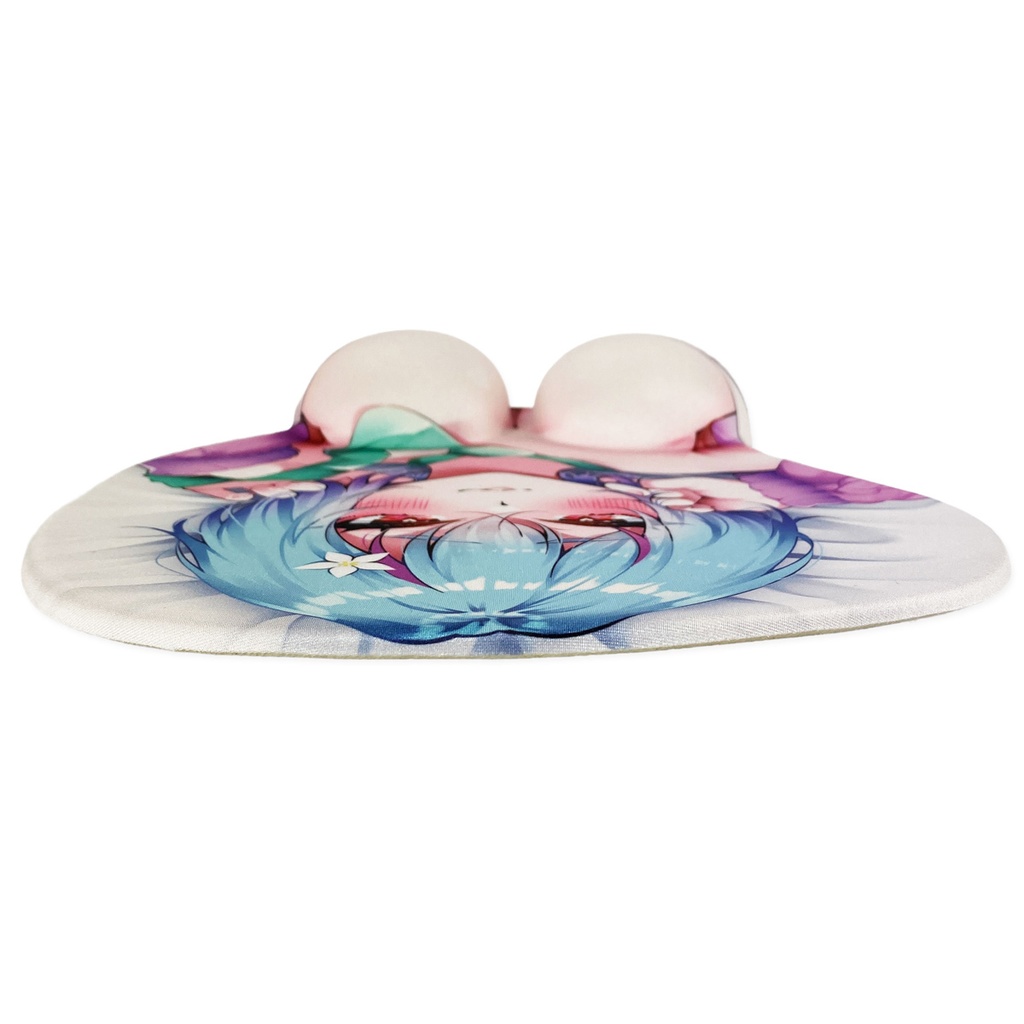 イルラ・ルミエールおっぱいマウスパッド【非公式】