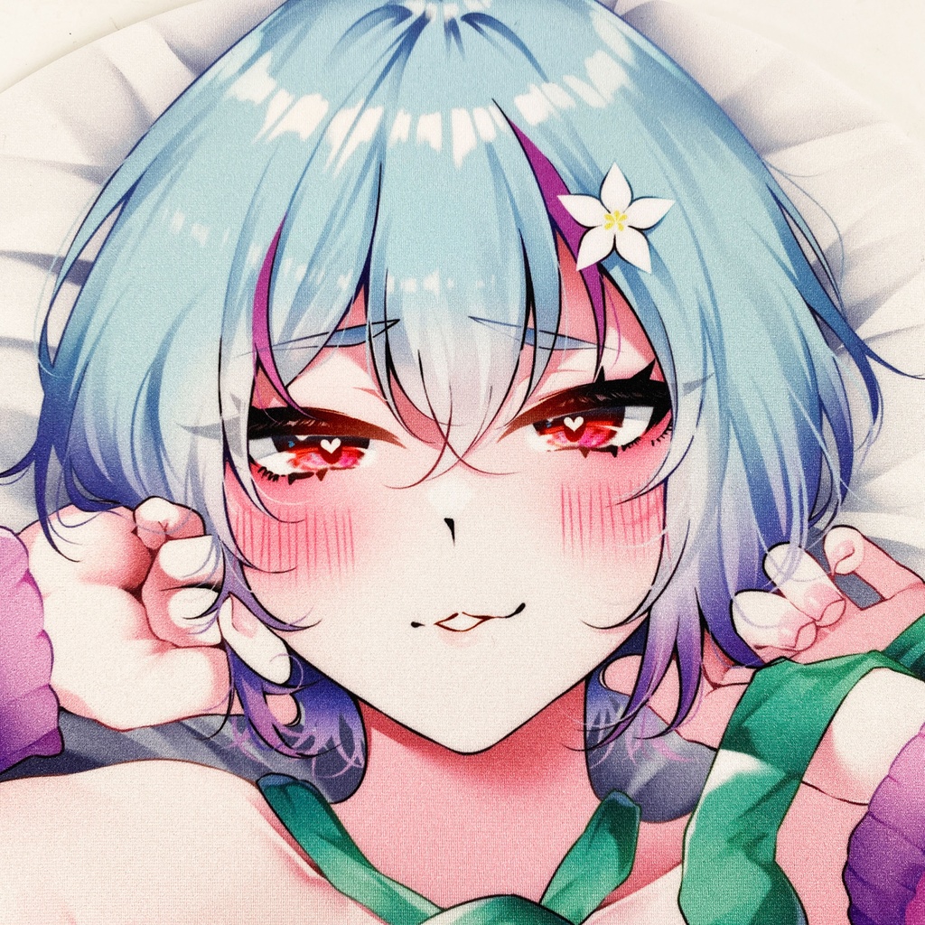 イルラ・ルミエールおっぱいマウスパッド【非公式】