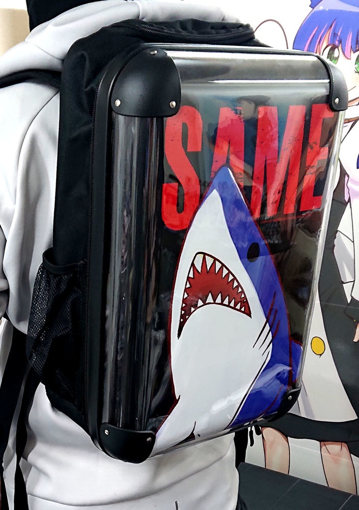 「サメ」アートリュックサック