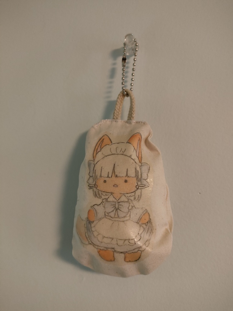 ナナチちゃんメイド　ふわふわキーホルダー