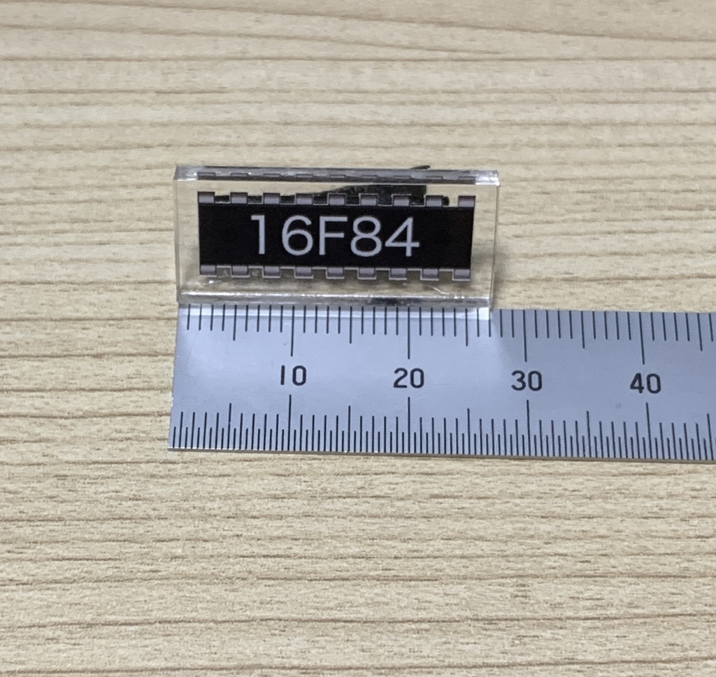 足立レイ ヘアクリップ