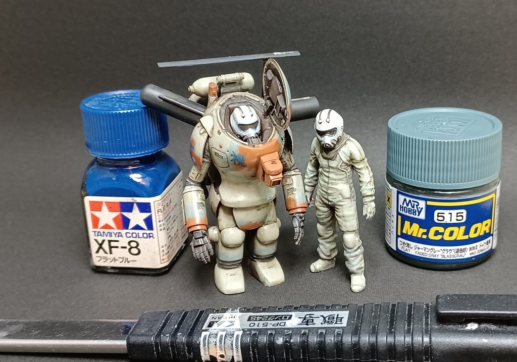 1/35 PROWLER&PILOT