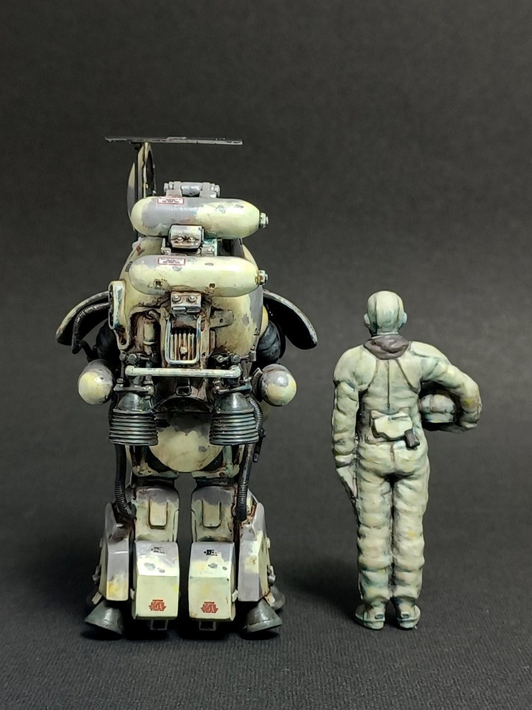 1/35 NEW FIREBALL & PILOT