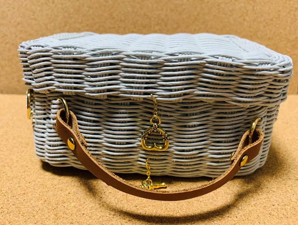 もちバス(パールグレー)