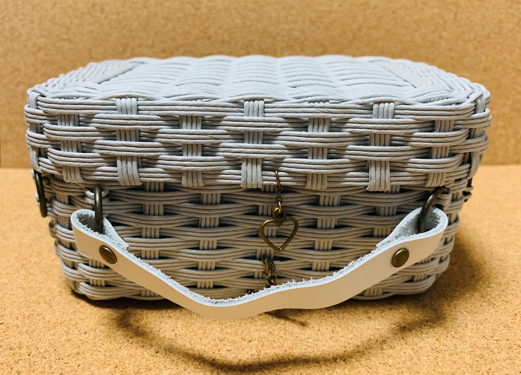 もちバス(パールグレー)