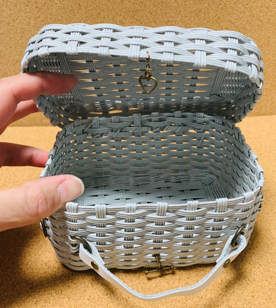 もちバス(パールグレー)