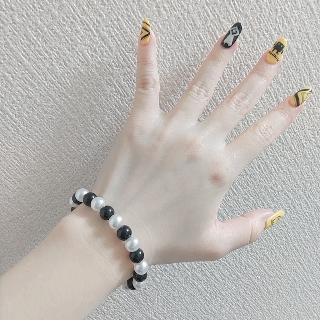 Black & Pearl Bracelet