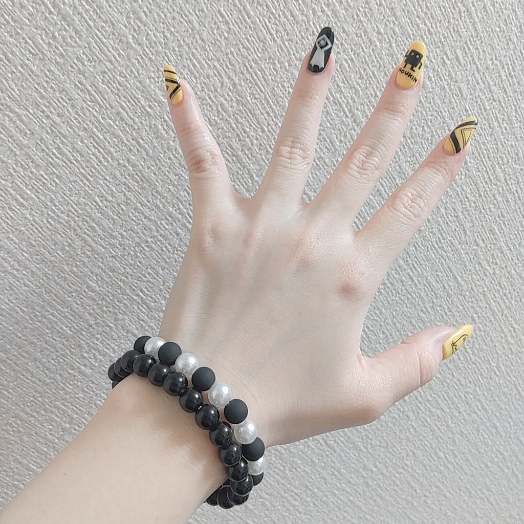 White Pearl & Matte Black Bracelet