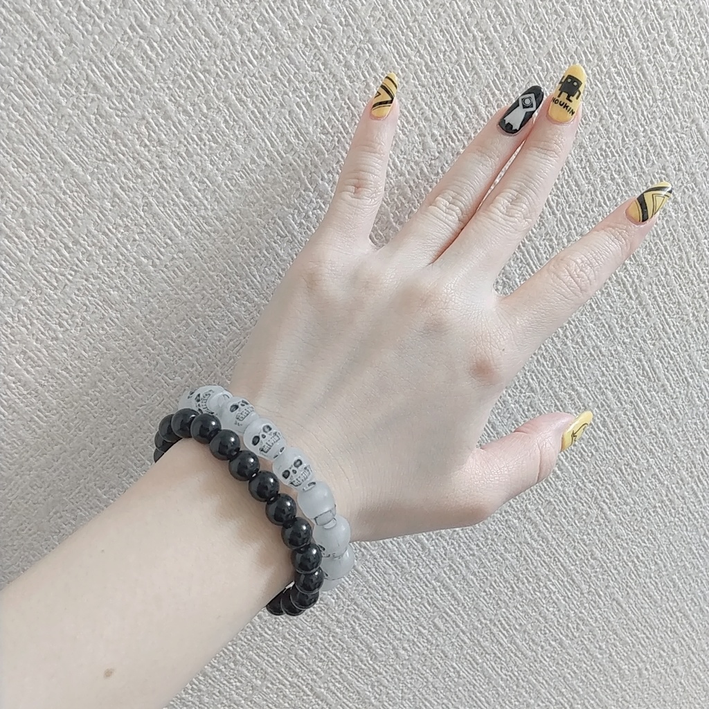 Alien Gray Glow in the Dark Skull Bracelet