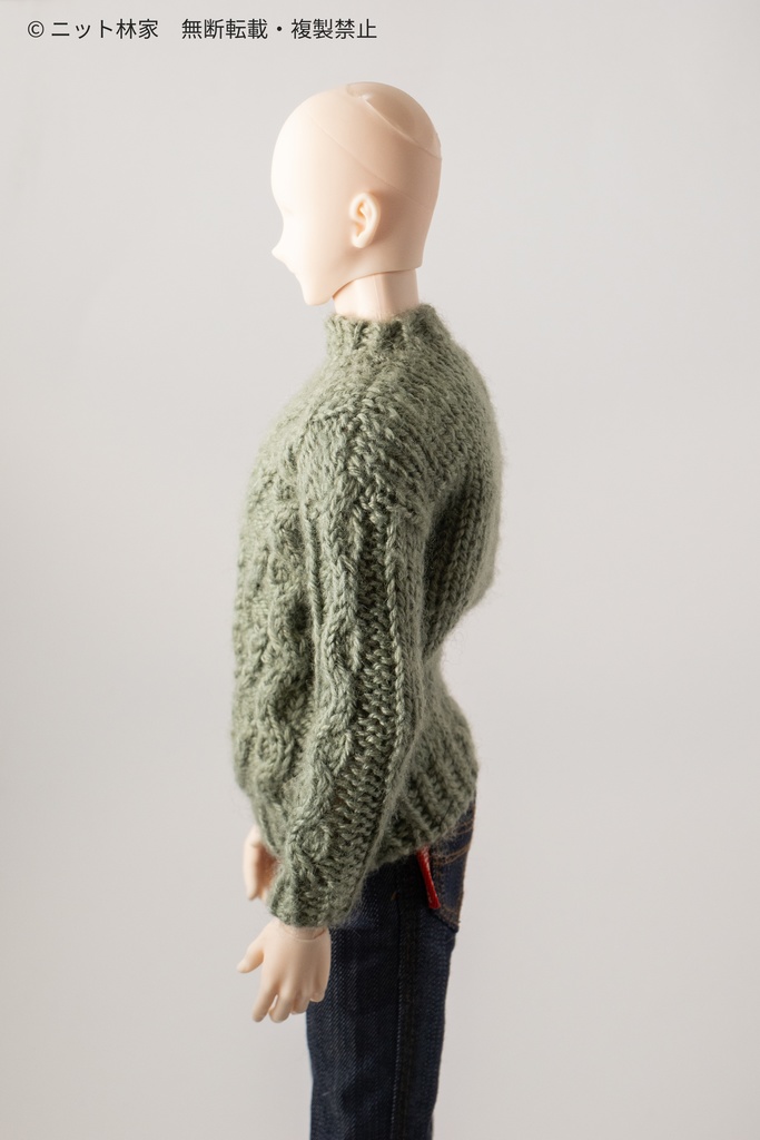 オビツ30・1/6ドール用セーター 丸襟/通常袖/カーキ/胸生命の木模様(ユニセックス) RPT03K