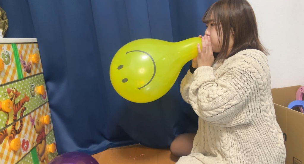 10分ニコちゃん風船膨らまし割り