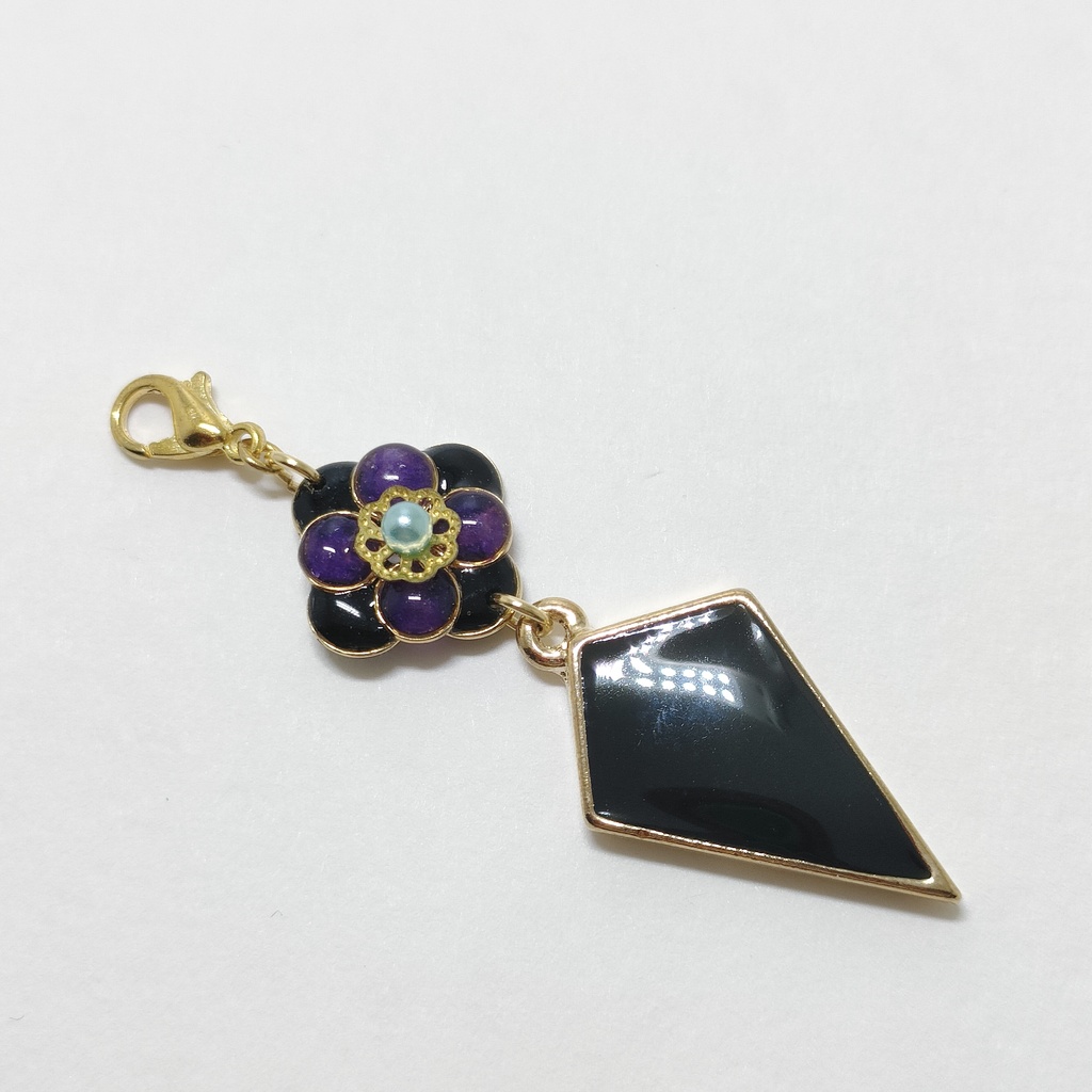 【送料込】Apex Legends　レイスイメージチャーム