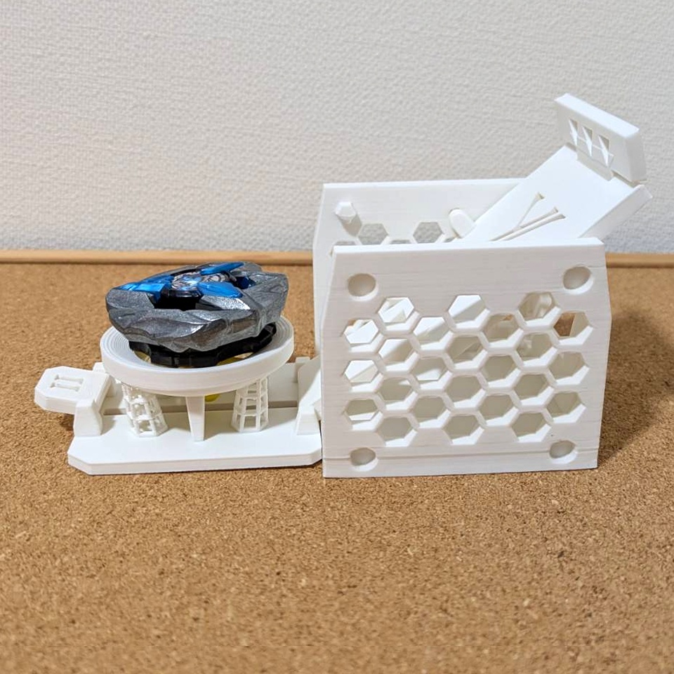 ベイブレードX 独立型3on3デッキケース No.1