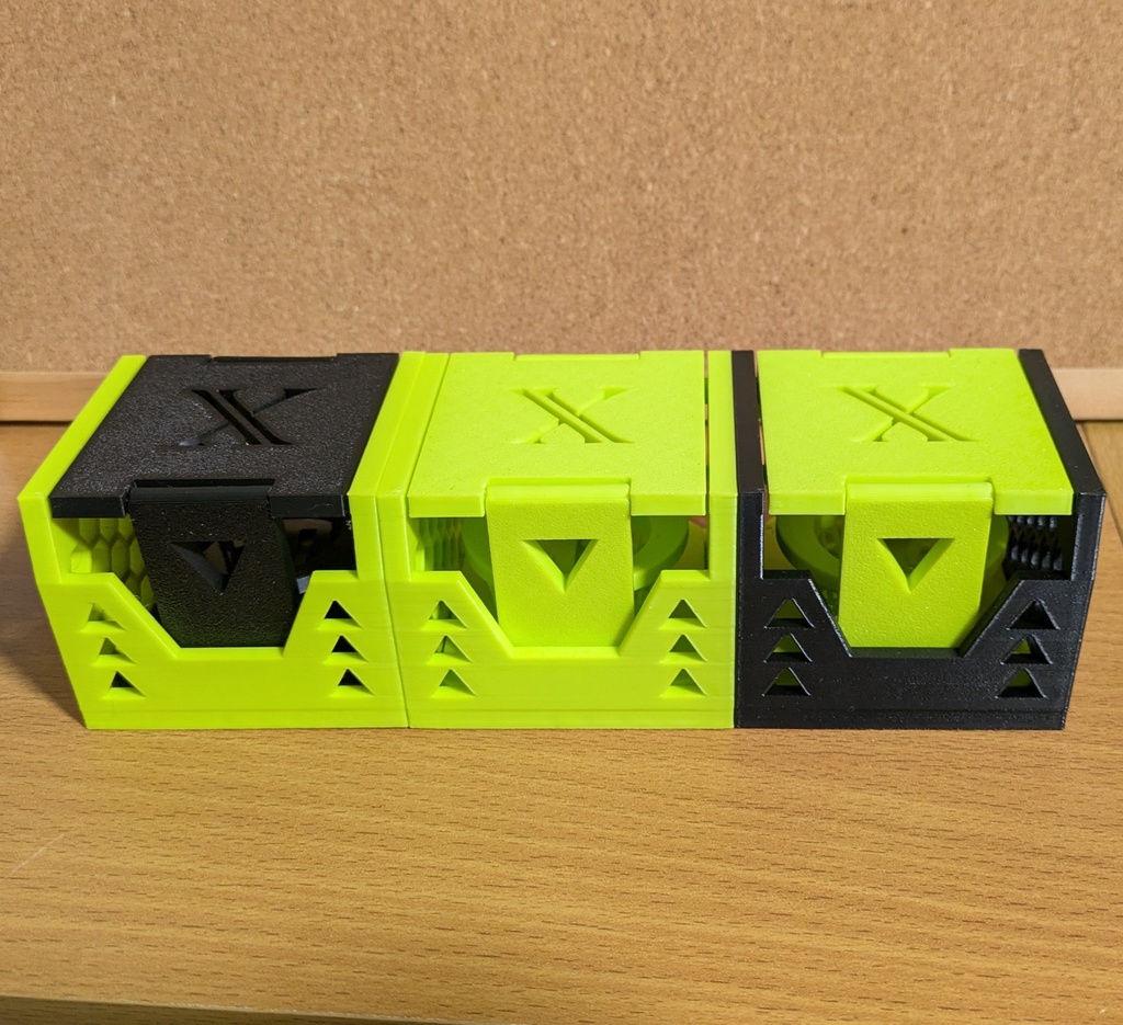 ベイブレードX独立型3on3デッキケースNo.1 ライムグリーン