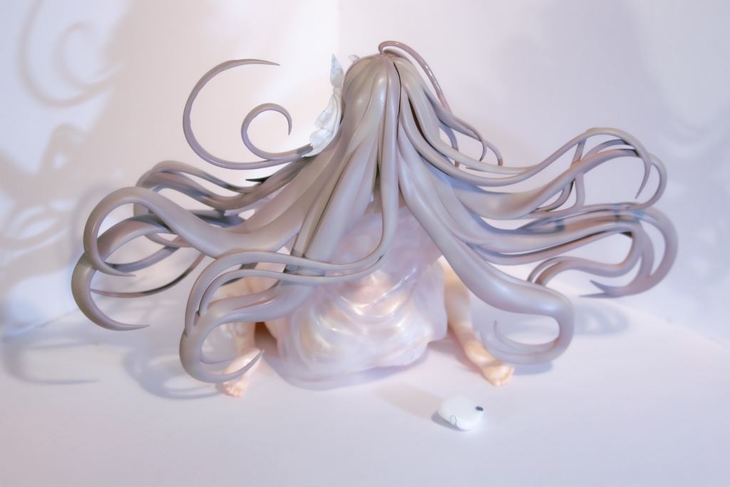 勝利の女神:NIKKE 【バイパー:シャイン・オブ・ラブ】