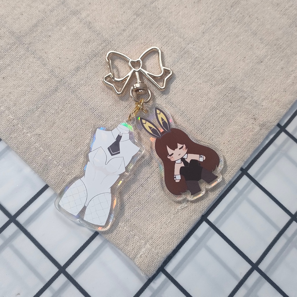 勝利の女神NIKKE　ブランノワール衣装アクキー