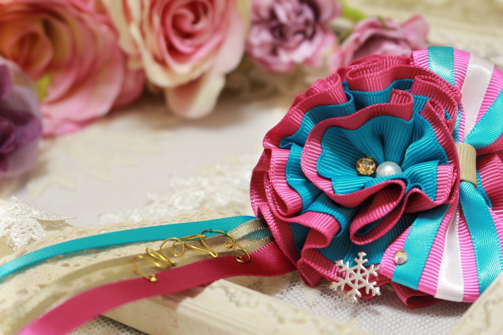 オスマングループイメージ リボンバッグチャーム