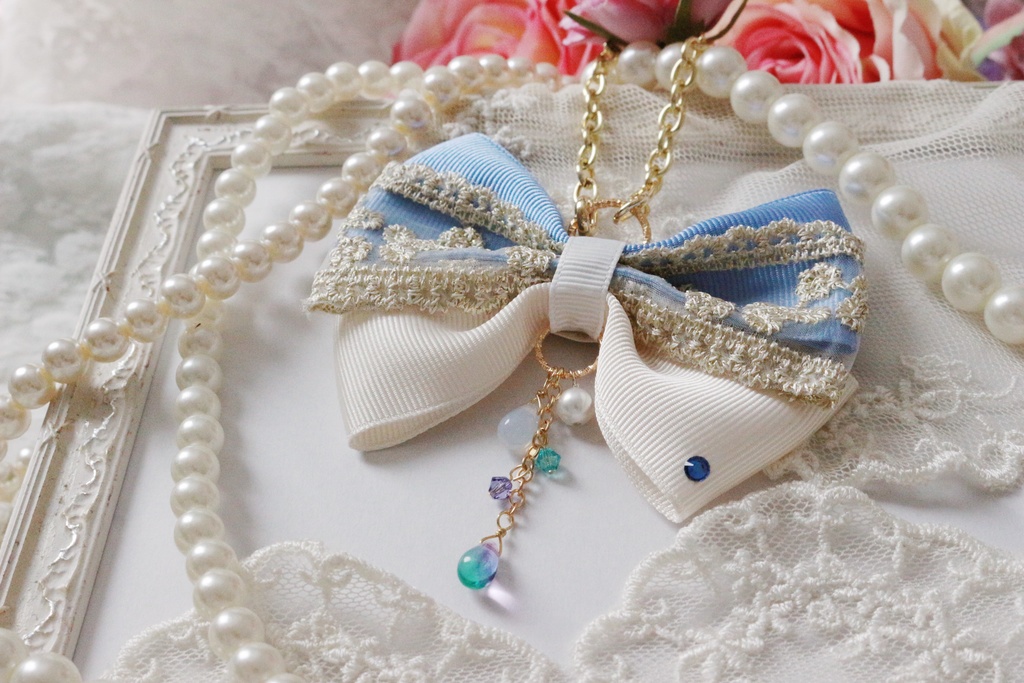 稲妻イメージリボンバッグチャーム