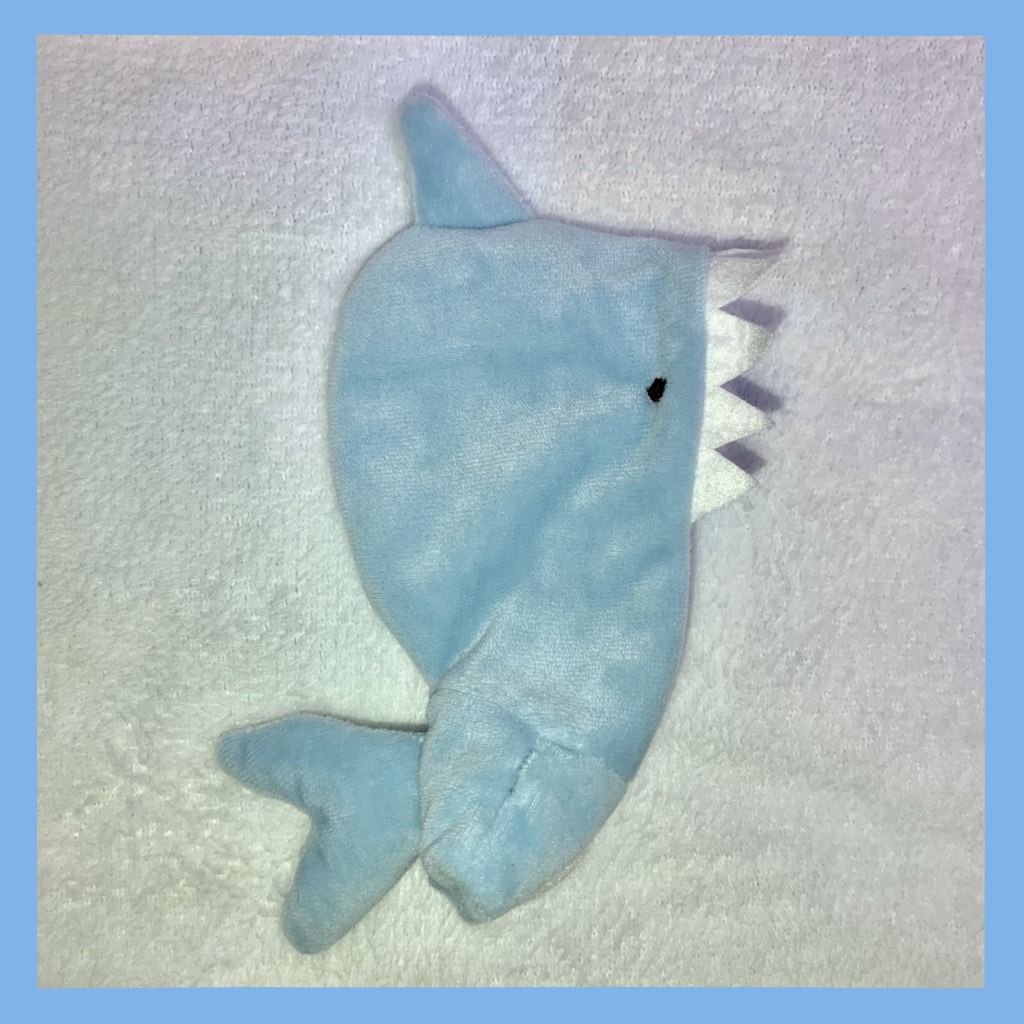 【ぬい服】サメ着ぐるみ