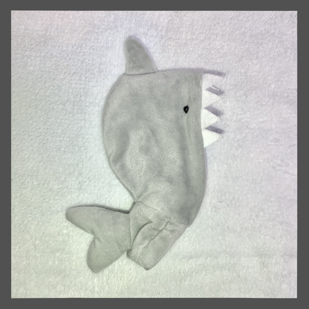 【ぬい服】サメ着ぐるみ