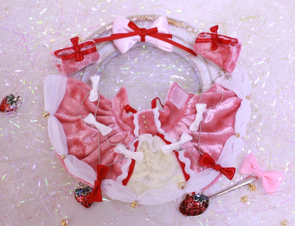 【オビツ11】バレンタインドレス・苺ショート