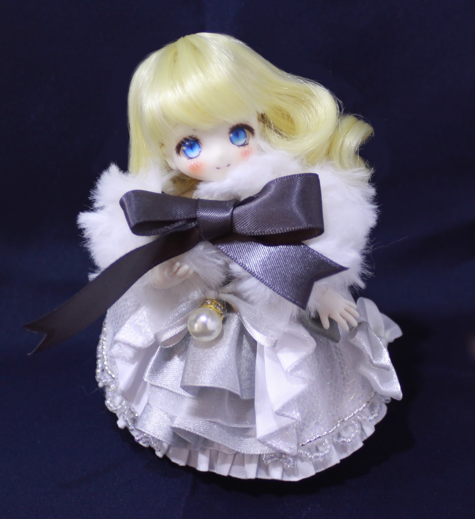 白銀のオーロラドレス