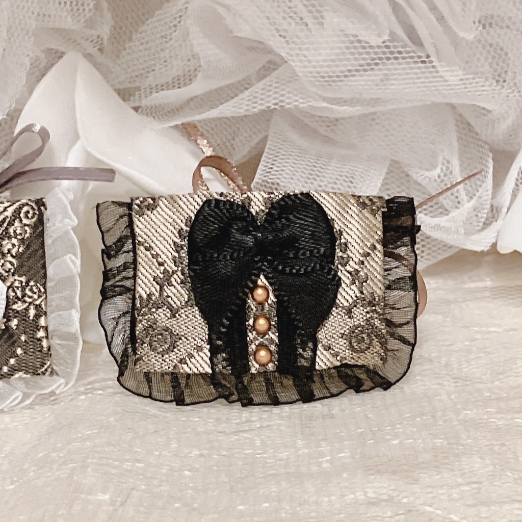 【リボン変更】【スタイ】Noblesse oblige Square Bib