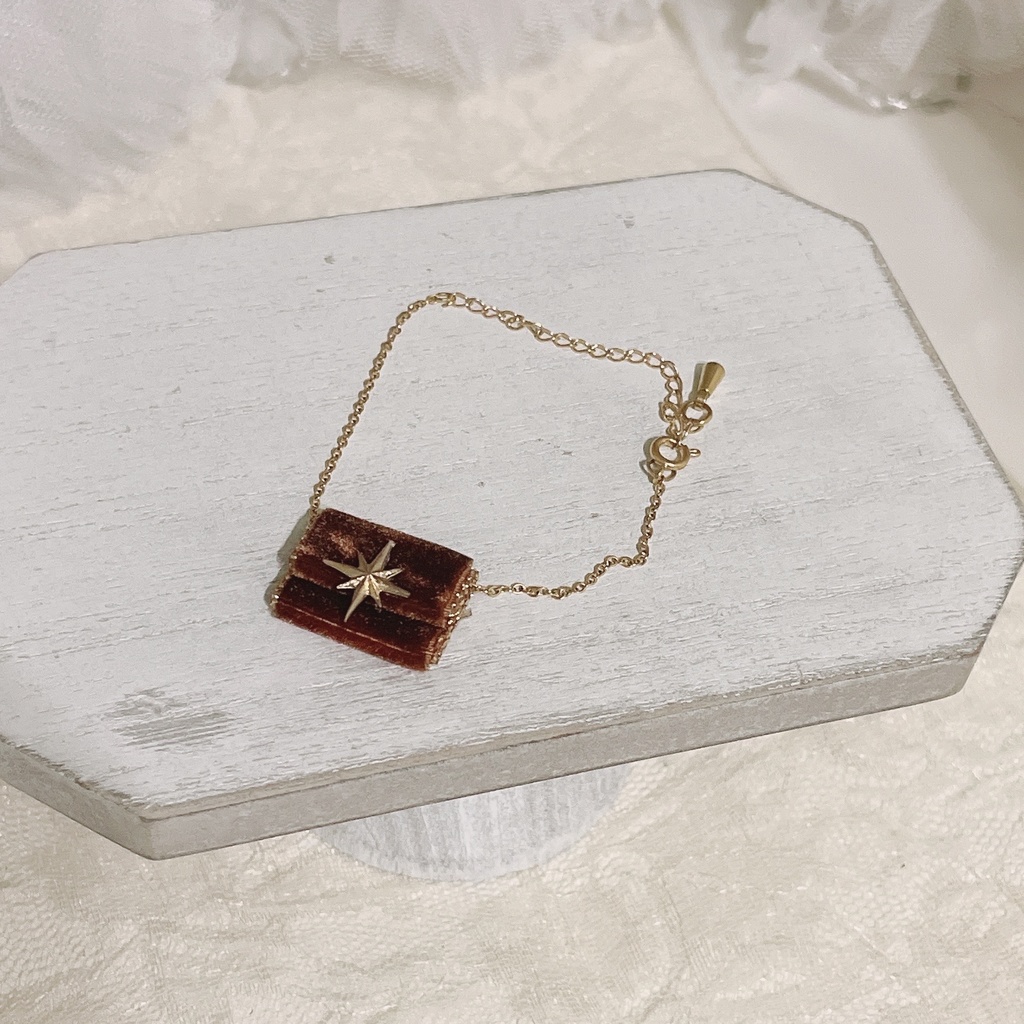 一等星のベロア風ポシェット