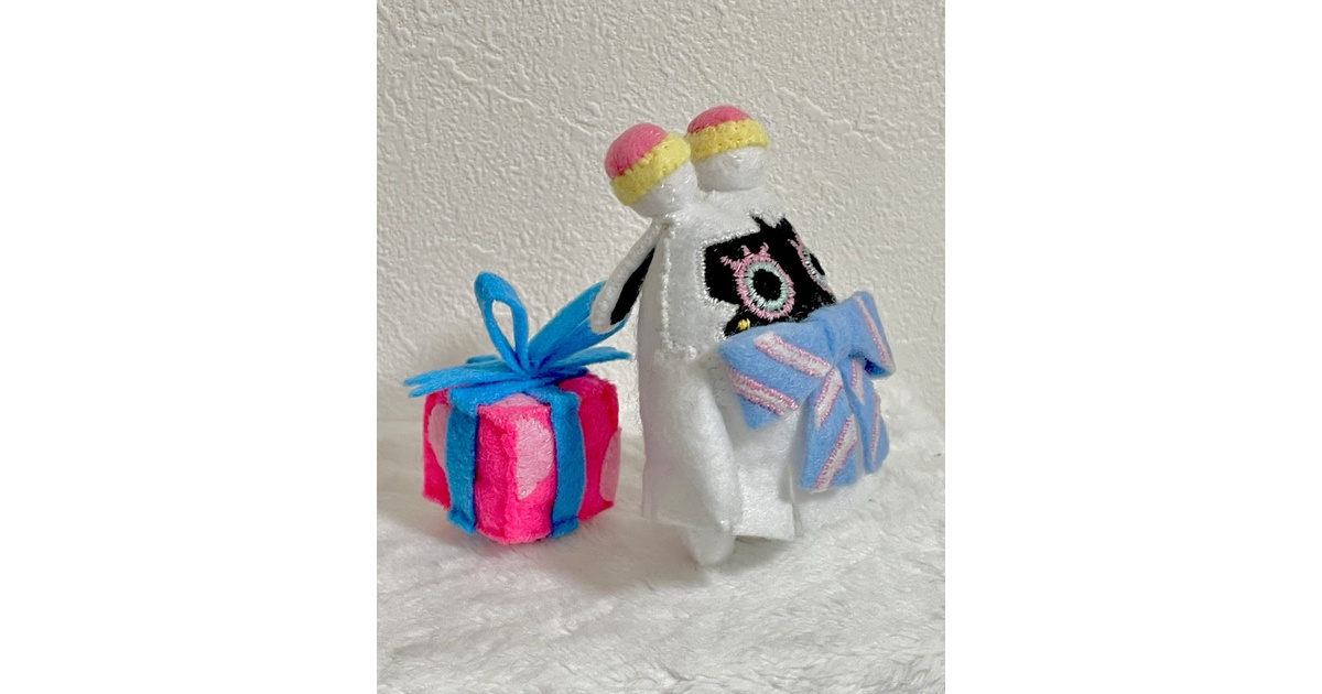 ミス・エスメちゃん初号機 - hand sewn@フェルトボンプ店 - BOOTH