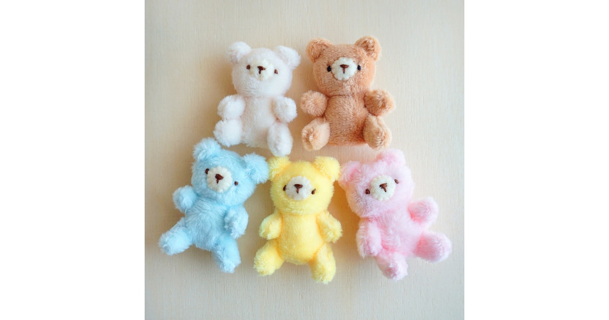 作家ハンドメイド可愛いの小さなクマのぬいぐるみ 🐑🤍【Kumami Bear】 新作ぬいぐるみのご紹介です ・パール