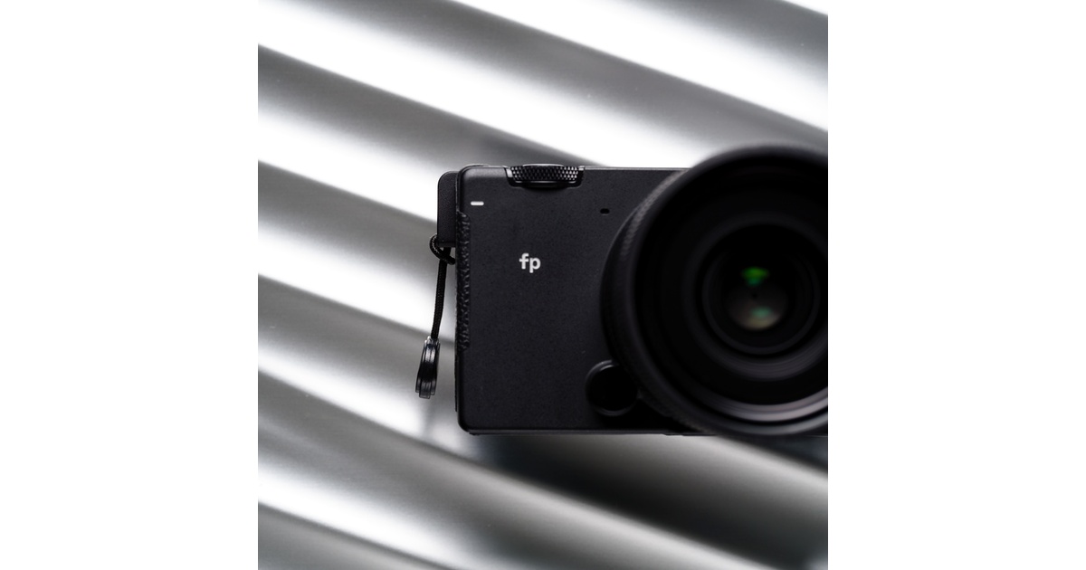 エクササイズグッズ Fotgiox grip dix for sigma fp Give your Sigma fp a grip with the DLX Grip from Fotodiox