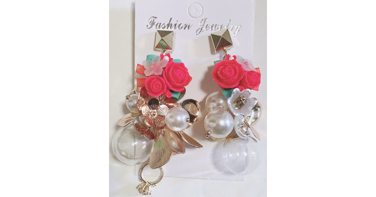 うる艶♡ペイントビーズ♡樹脂薔薇ビジュー ピアス/イヤリング