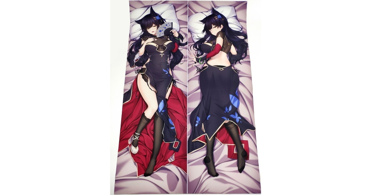 アズールレーン』より、カードスリーブや布ポスターが