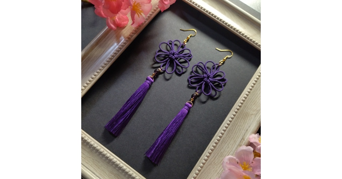 八重菊結びとタッセルのピアス（イヤリング）（紫）【チャイナ】【中華