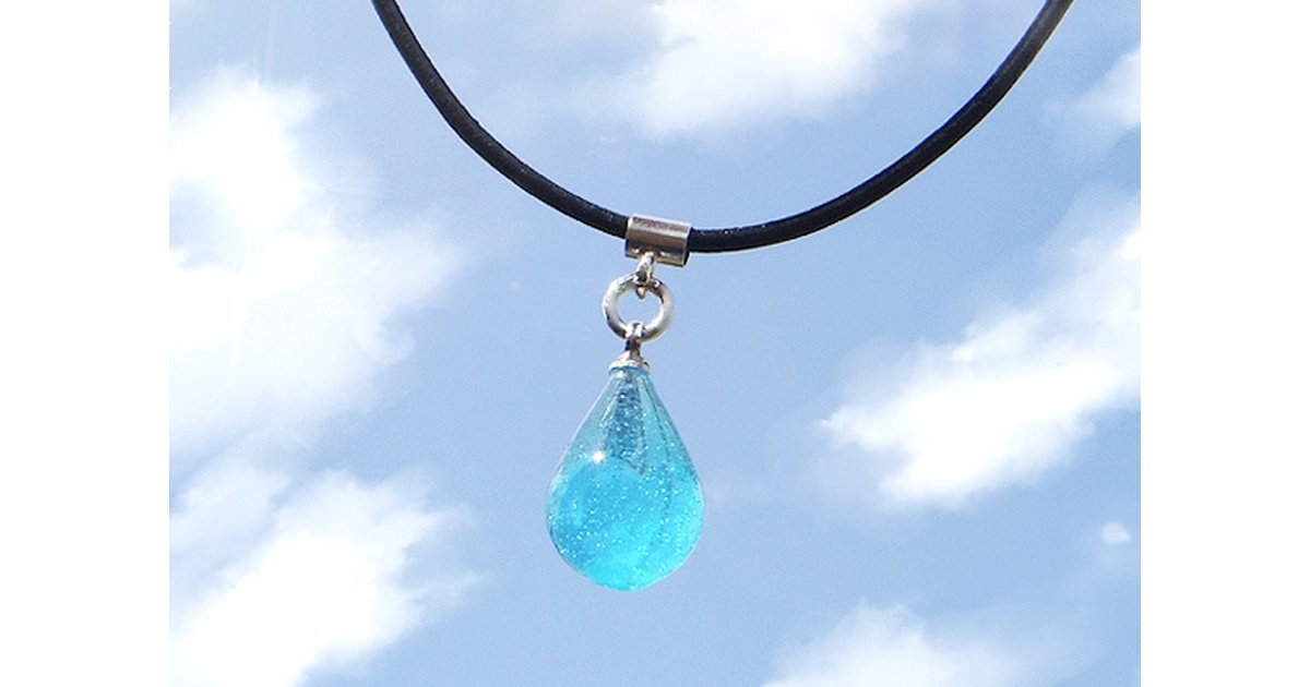 希少 天気の子 天気の子展 水のさかなネックレス 【公式通販】