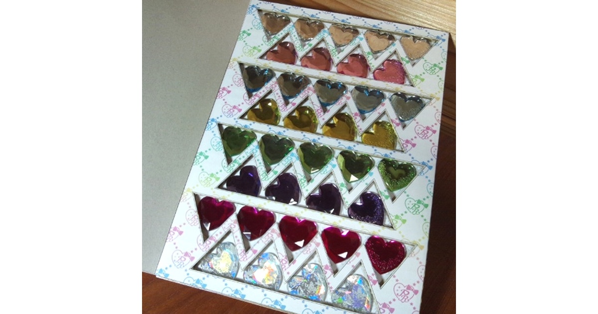 プリズムストーン769個　プリズムケース2個　紙袋1枚　まとめ売り プリズムストーン769個 プリズムケース2個 紙袋1枚 まとめ売り 買取