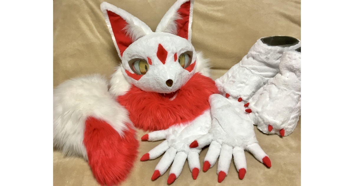 【ジャンク】ケモノヘッド　未使用ケモ手、尻尾付き　着ぐるみ　ハーフスーツ 5b8a7aae-28b4-4bb5-9bcc-