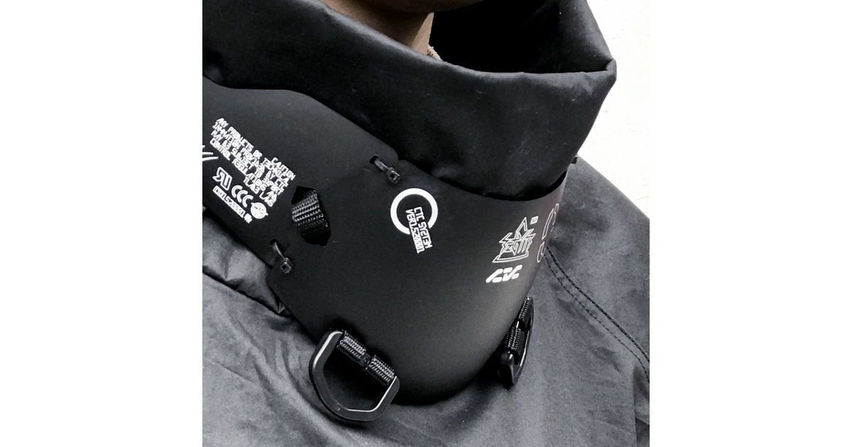パーカ用大型追加装甲ユニット_試02(大型) - 中央町戦術工芸 - BOOTH