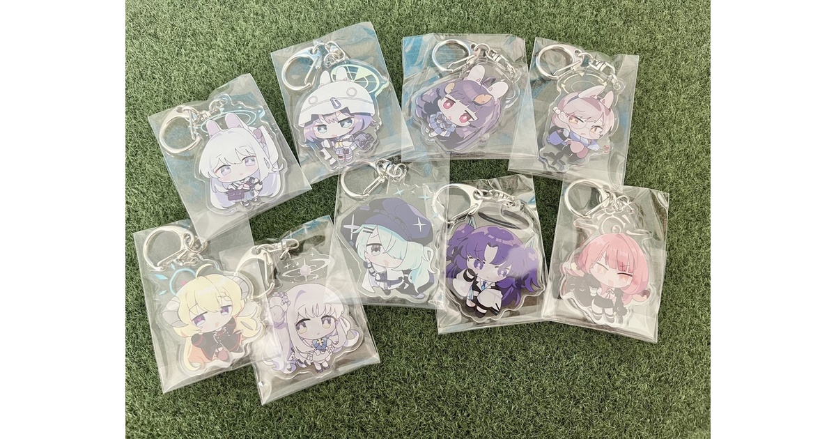 期間限定販売】ブルーアーカイブアクリルキーホルダー ver.1 - たにこ