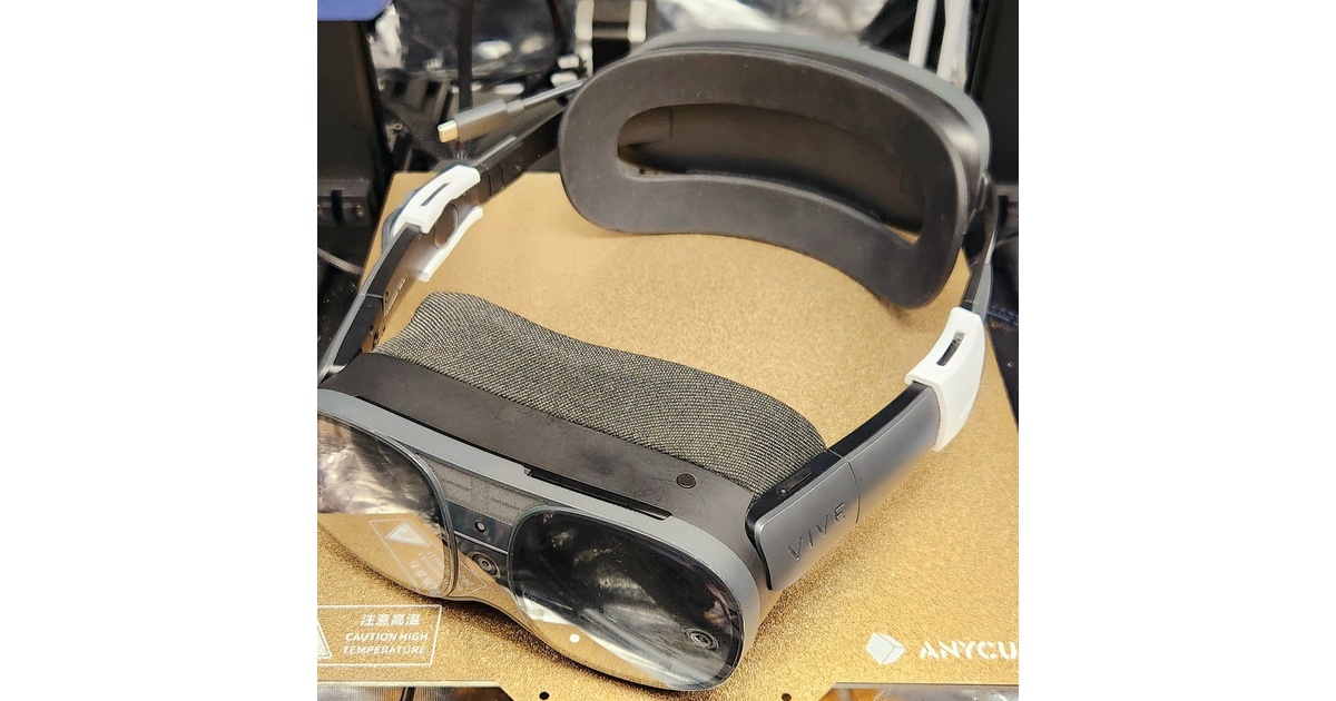 HTC VIVE XR Elite ツル補強部品 Deluxe Pack - 4 New VR Accessories to Enhance VIVE XR Elite