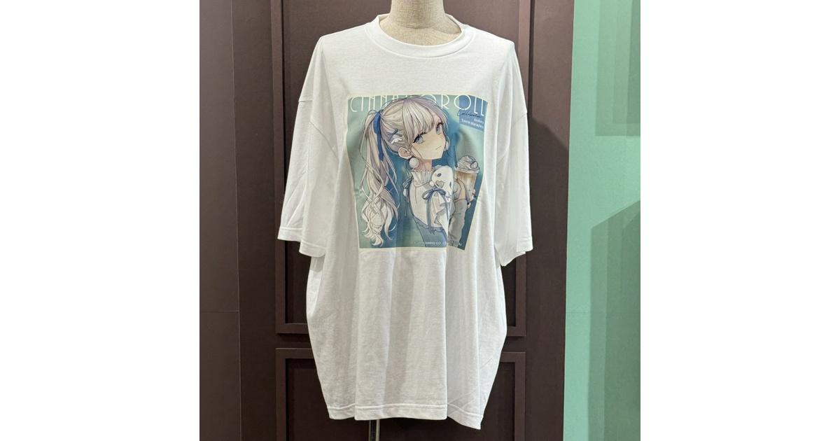 WAEN限定】オーバーサイズTシャツ「赤倉×サンリオキャラクターズ