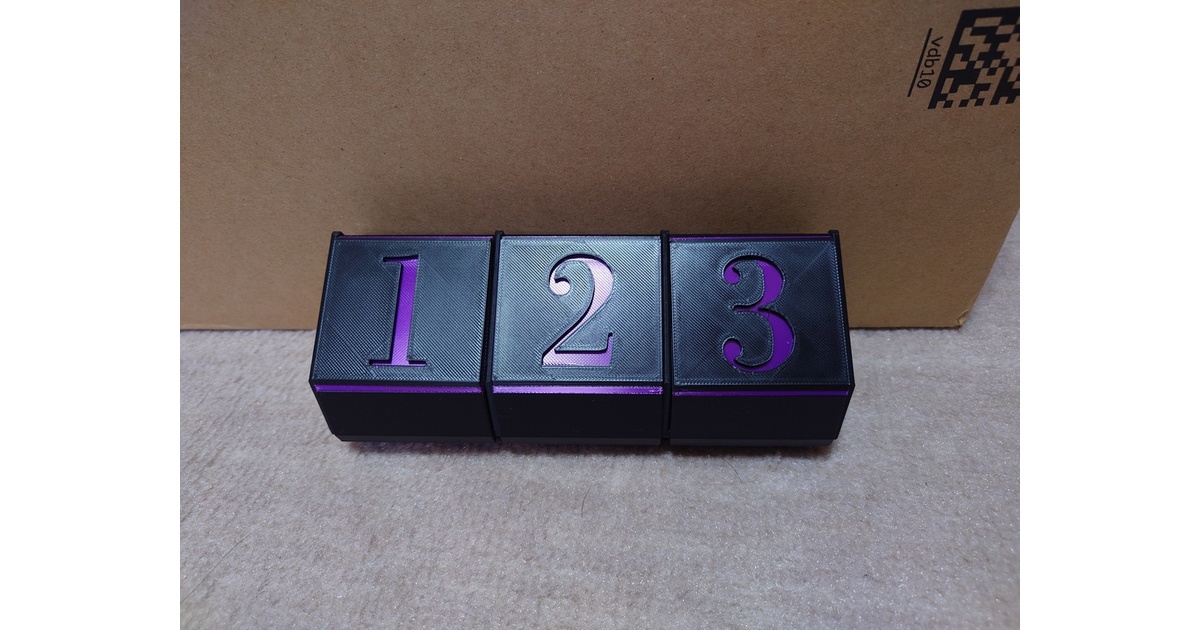 【本日限定‼️価格】ヴィーナスベイブレード 紫色 保管ケースのおまけ付 ヴィーナスベイブレード 紫色 保管ケースのおまけ付 ケースのみ商品