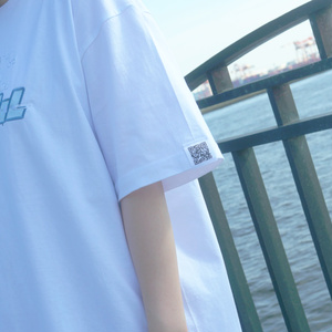 いゔどっと UNTT T-shirt 3ec5e153-42d2-4b98-b99d-