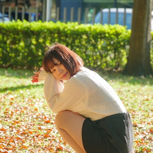 篠崎こころ生誕祭2025】写真集 -summer emotion- - 金髪ショー党 - BOOTH