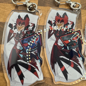 ハズビンホテル　アクリルキーホルダー　アクキー　クリスマス Hazbinhotel ハズビンホテル KEYCHAIN クリスマス - メルカリ